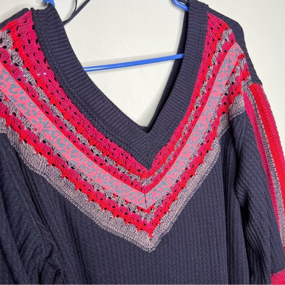 FREE PEOPLE Navy Blue Thermal Long Sleeve V-Neck Sweater - Picture 7 of 11
